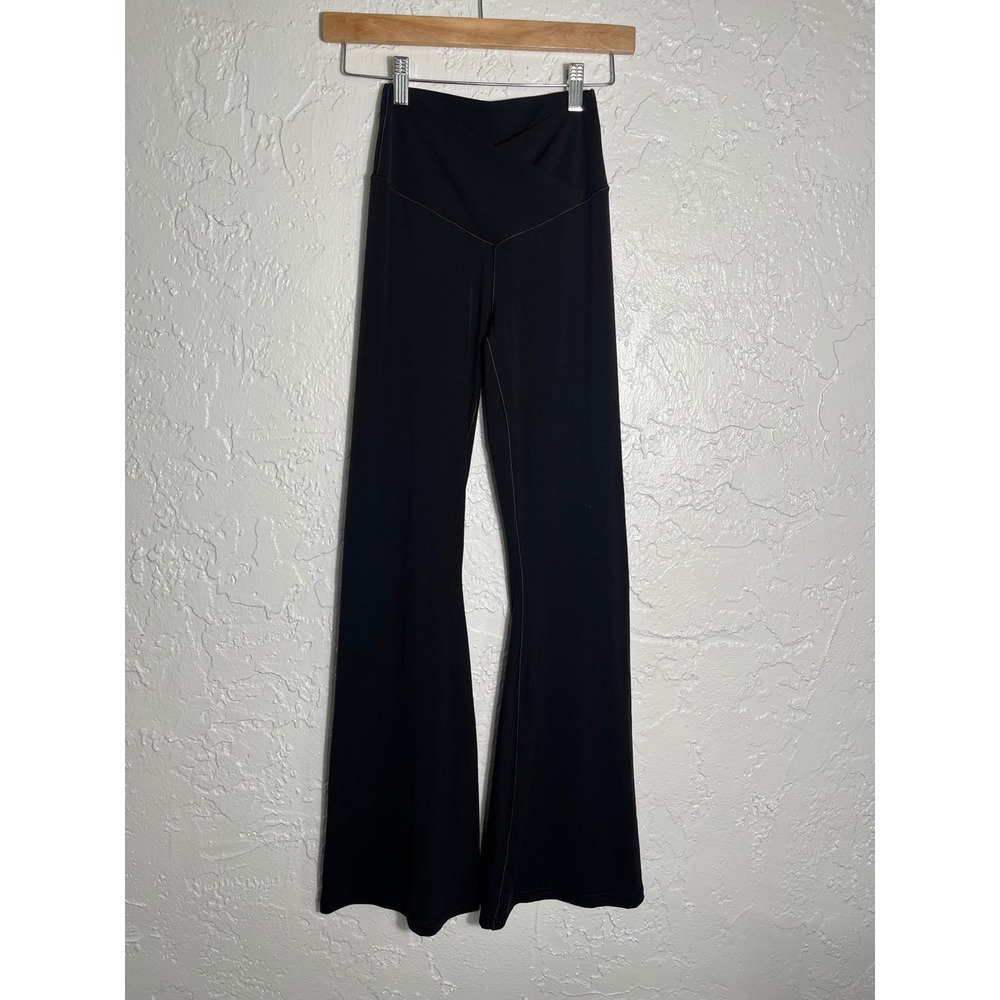 Offline by Aerie Black High Rise Flare Leggings Women's Medium Yoga Pants
